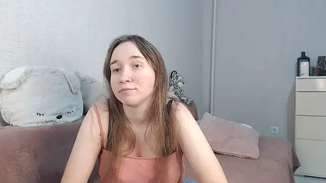 lovely hayley online show from 19, 10, 2025