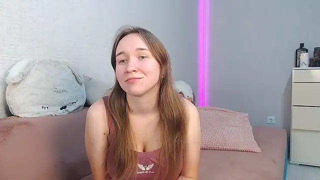 lovely hayley online show from 12, 9, 2025