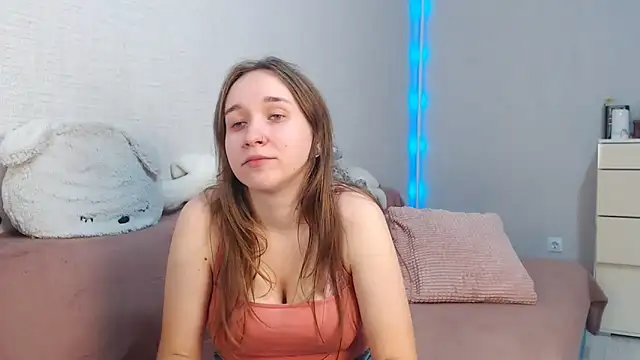 lovely hayley online show from 19, 9, 2025