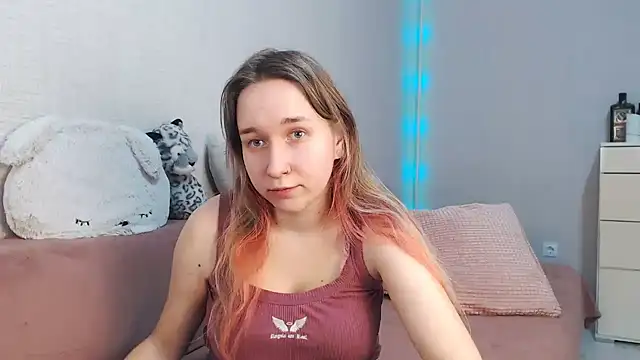 lovely hayley online show from 15, 2, 2026