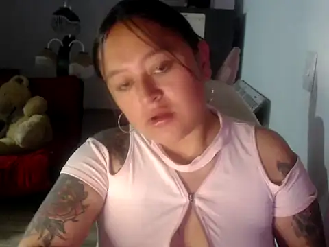 Snapshot of Dahiana_Rous chatting on 11, 2, 2026 Dahiana Rous online show from 11, 2, 2026