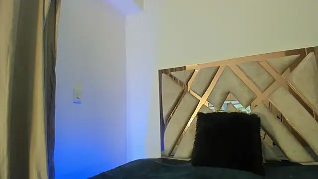 taurus boy1 online show from 5, 4, 2026