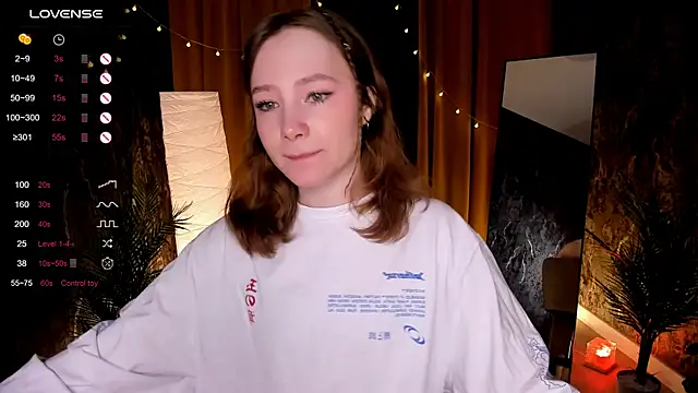 LanaBlu  online show from 16, 11, 2025