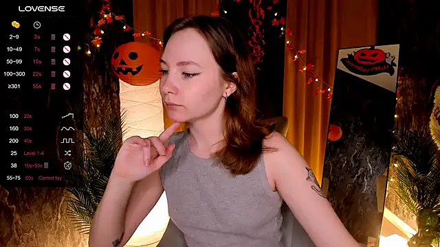 LanaBlu  online show from 23, 10, 2025