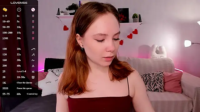 LanaBlu  online show from 3, 12, 2025