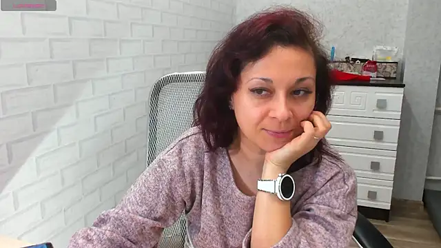 Snapshot of TeasyLana chatting on 7, 2, 2026 TeasyLana online show from 7, 2, 2026