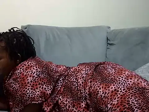 Pretty lilly02 online show from 3, 6, 2026