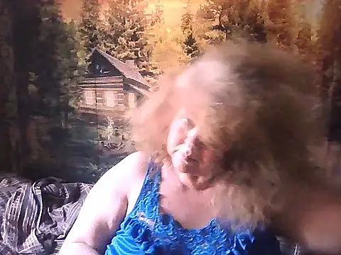 Snapshot of RoseRed69 chatting on 14, 6, 2026 RoseRed69 online show from 14, 6, 2026