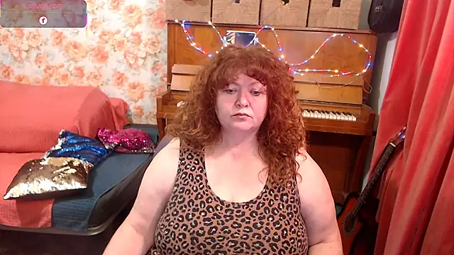 RoseRed69 online show from 4, 12, 2025