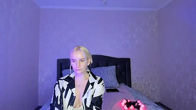 Amanda054 online show from 3, 3, 2025