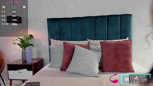 Luna18Pink online show from 22, 10, 2025