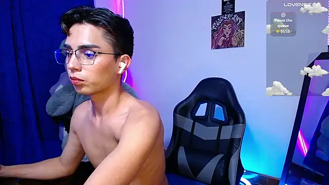 OwenBluee online show from 14, 6, 2026