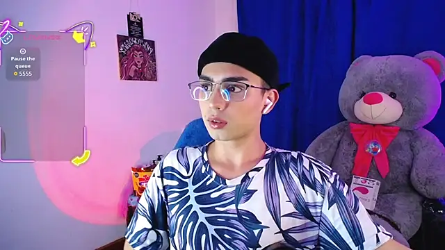 OwenBluee online show from 16, 7, 2026