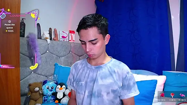 OwenBluee online show from 25, 9, 2025