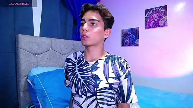 OwenBluee online show from 18, 3, 2025