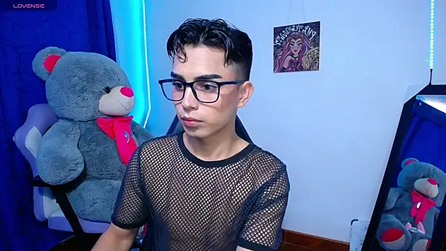 OwenBluee online show from 22, 5, 2026