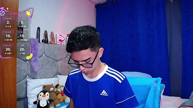 OwenBluee online show from 10, 9, 2025