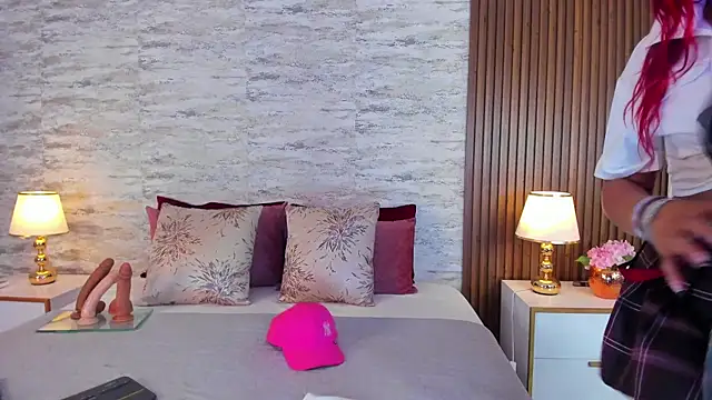 AndreaPink2024 online show from 3, 10, 2025