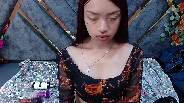 Sofia Mirandaa18 online show from 16, 9, 2025