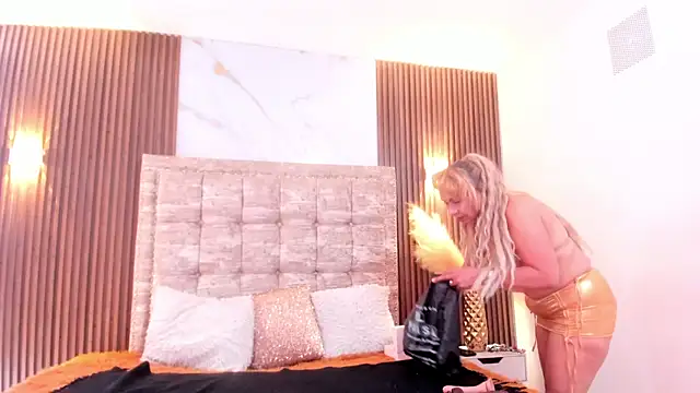 AnastasiaTaylor  online show from 30, 10, 2025