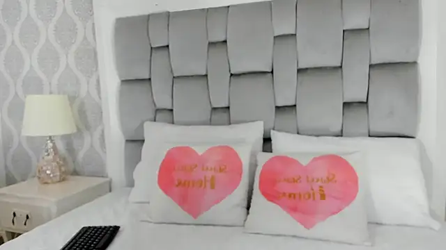 Kimberlin Cam  online show from 20, 2, 2026