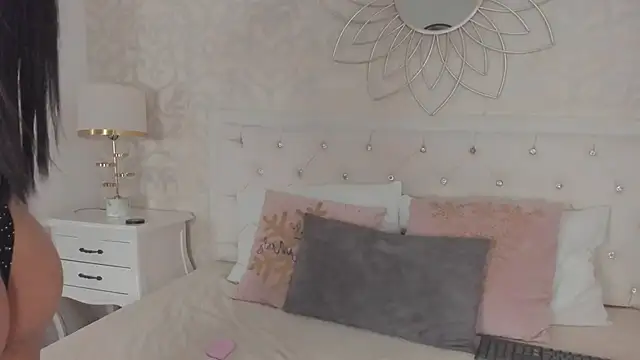 Snapshot of Kimberlin_Cam_ chatting on 5, 11, 2025 Kimberlin Cam online show from 5, 11, 2025