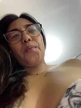 angellique 22 online show from 10, 9, 2025