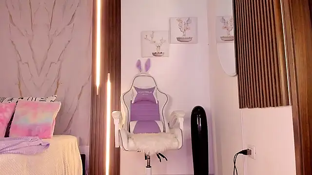 mia six66 online show from 9, 11, 2025