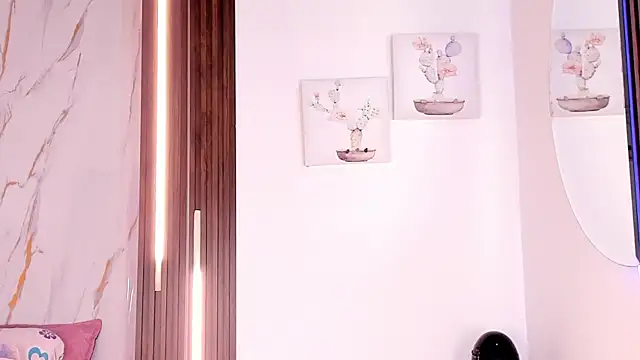 mia six66 online show from 22, 3, 2026