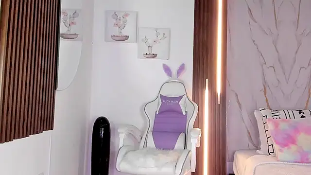 mia six66 online show from 23, 11, 2025