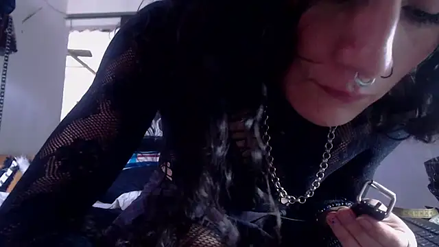 Zafiro subversiva online show from 22, 12, 2025