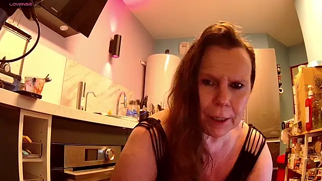 Snapshot of Endrocleia chatting on 3, 6, 2026 Endrocleia online show from 3, 6, 2026
