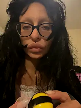 myloveforyouu online show from 11, 11, 2025