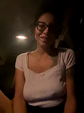 myloveforyouu online show from 9, 10, 2025