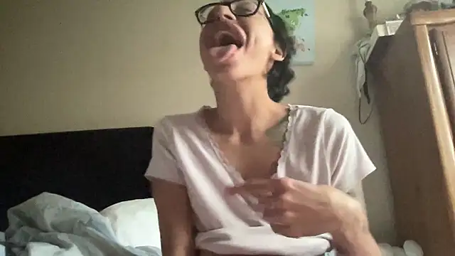 myloveforyouu online show from 12, 4, 2026