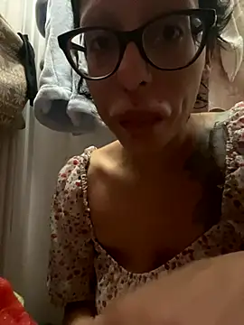 myloveforyouu online show from 22, 11, 2025