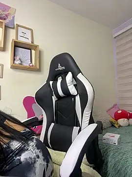 Ivann4 online show from 7, 3, 2025