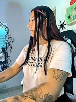 Ivann4 online show from 9, 10, 2025