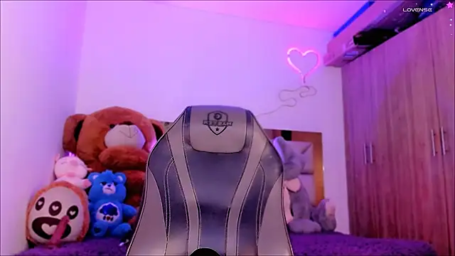 Lucidollts  online show from 7, 2, 2025