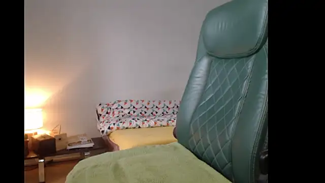 tuttiluss44 online show from 14, 2, 2026