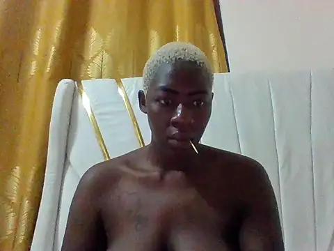 SquirtQueen16 online show from 2, 10, 2025