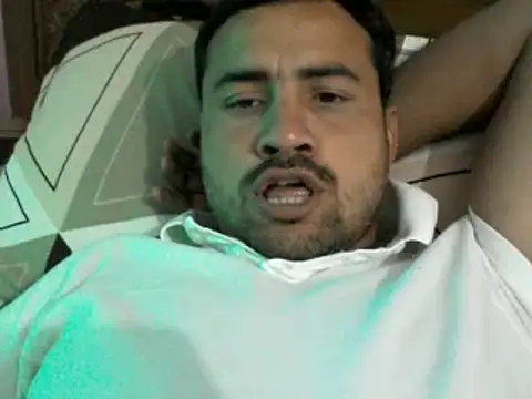 Snapshot of lallantoplonda chatting on 1, 3, 2026 lallantoplonda online show from 1, 3, 2026