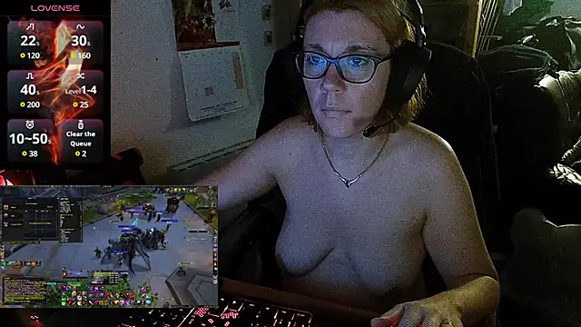 Snapshot of lili-hot-77 chatting on 5, 12, 2024 lili-hot-77 online show from 5, 12, 2024