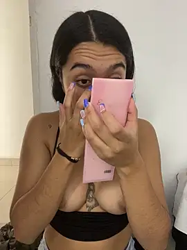 SweetLatiin  online show from 21, 12, 2025