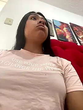 SweetLatiin  online show from 7, 1, 2026