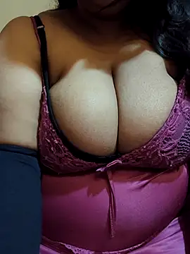 bigboobyrush online show from 25, 4, 2026
