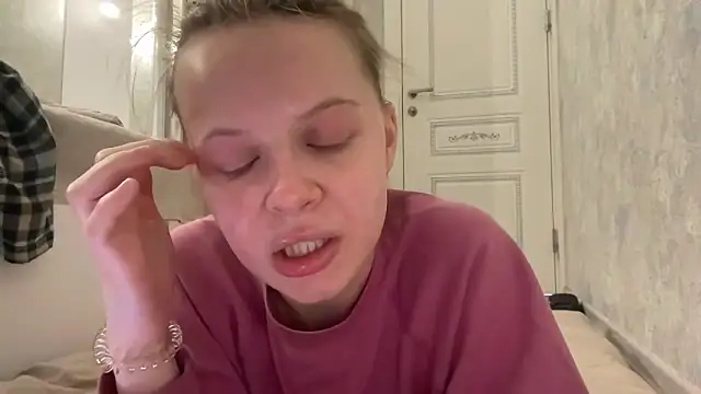 wrenlie online show from 13, 4, 2026