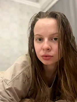 Snapshot of wrenlie chatting on 12, 10, 2025 wrenlie online show from 12, 10, 2025