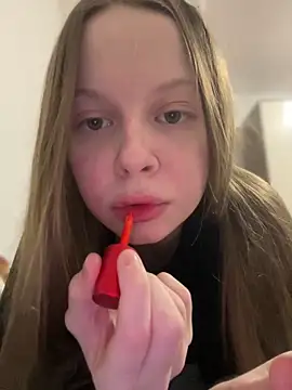 Snapshot of wrenlie chatting on 26, 2, 2025 wrenlie online show from 26, 2, 2025