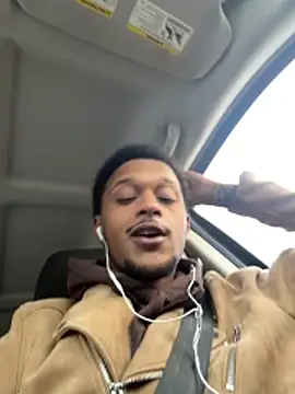 Snapshot of rayyymack chatting on 6, 2, 2026 rayyymack online show from 6, 2, 2026